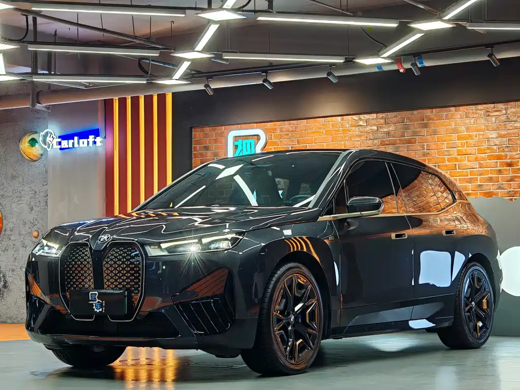 BMW BMW iX M60 — миниатюра 3