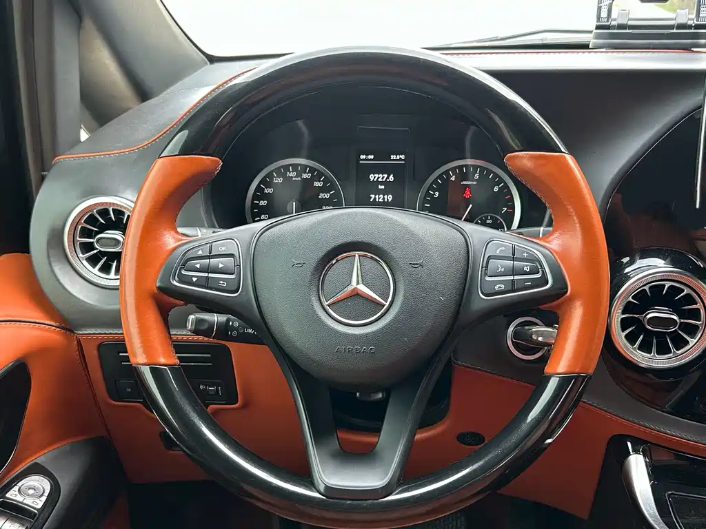 Mercedes-Benz Vito — миниатюра 5