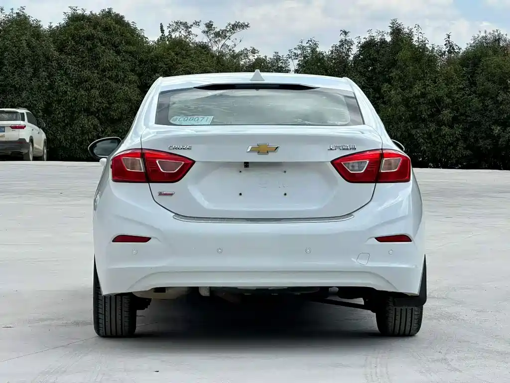 Chevrolet Cruze — миниатюра 5