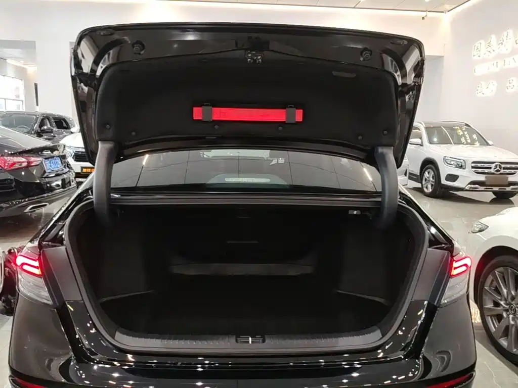 Honda Accord — миниатюра 19