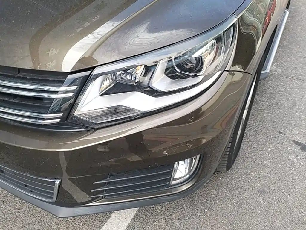 Volkswagen Tiguan — миниатюра 24