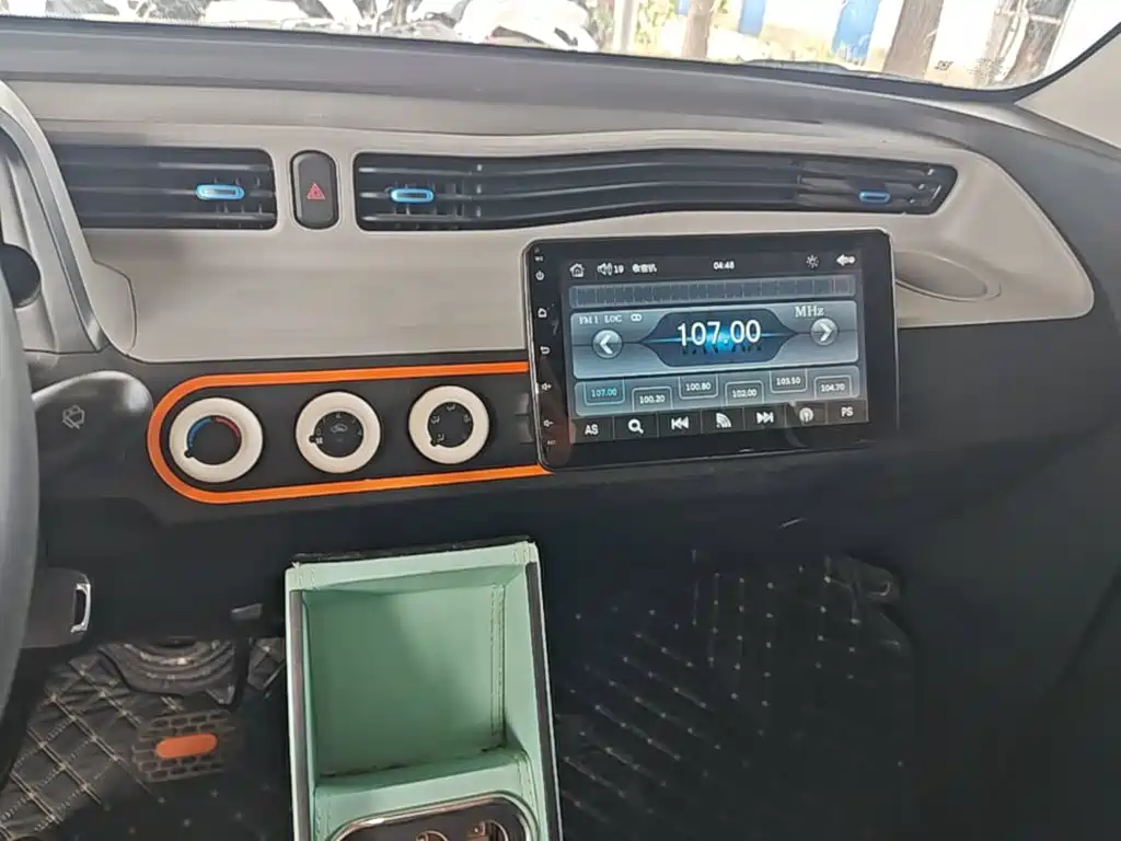 Wuling MINIEV — миниатюра 13