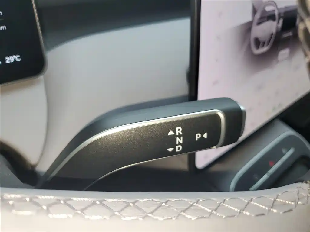 NIO ET5T 2025 75kWh Touring