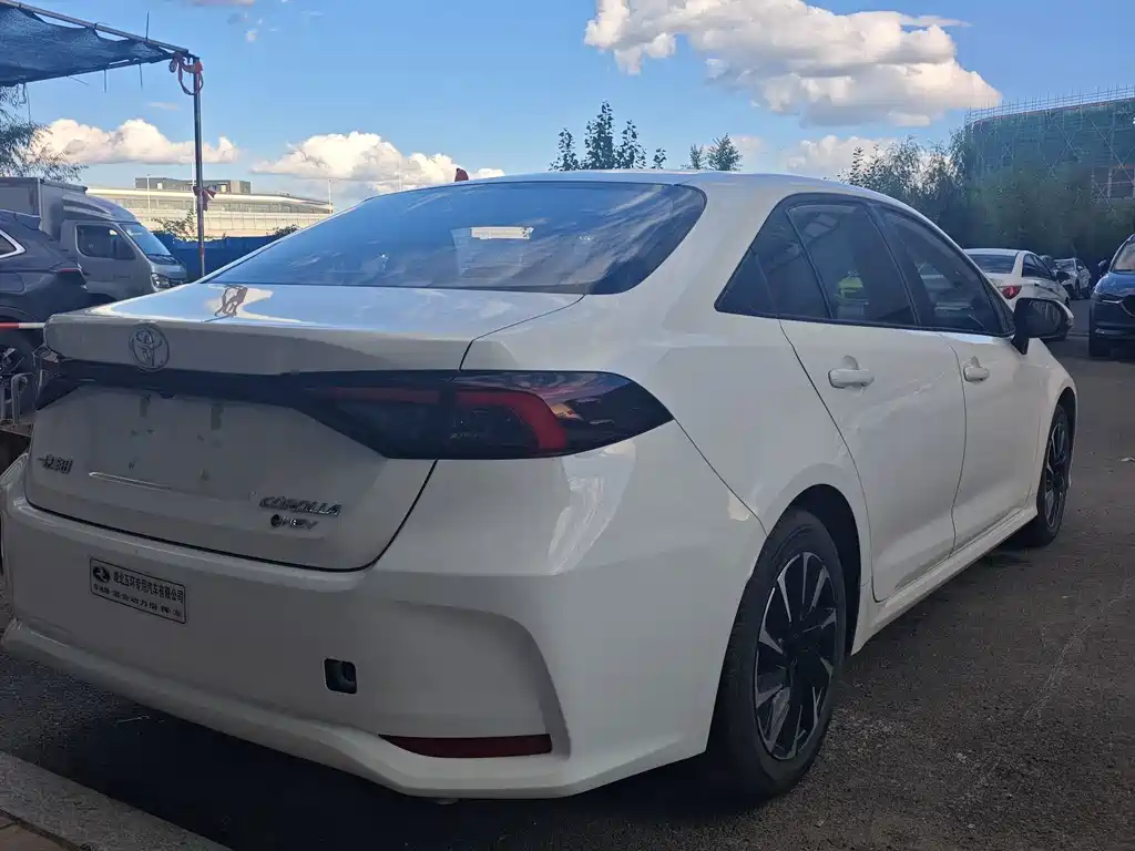 Toyota Corolla — миниатюра 4