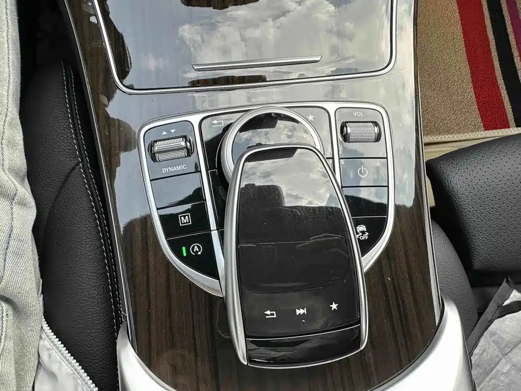 Mercedes-Benz GLC — миниатюра 18