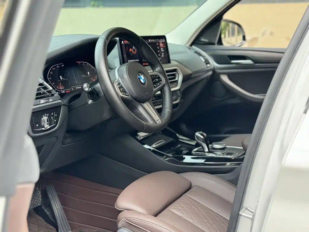 BMW X3 — миниатюра 10