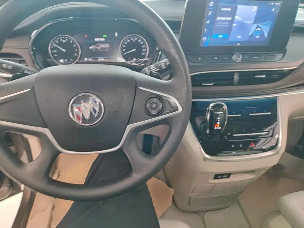 Buick GL8 — миниатюра 10