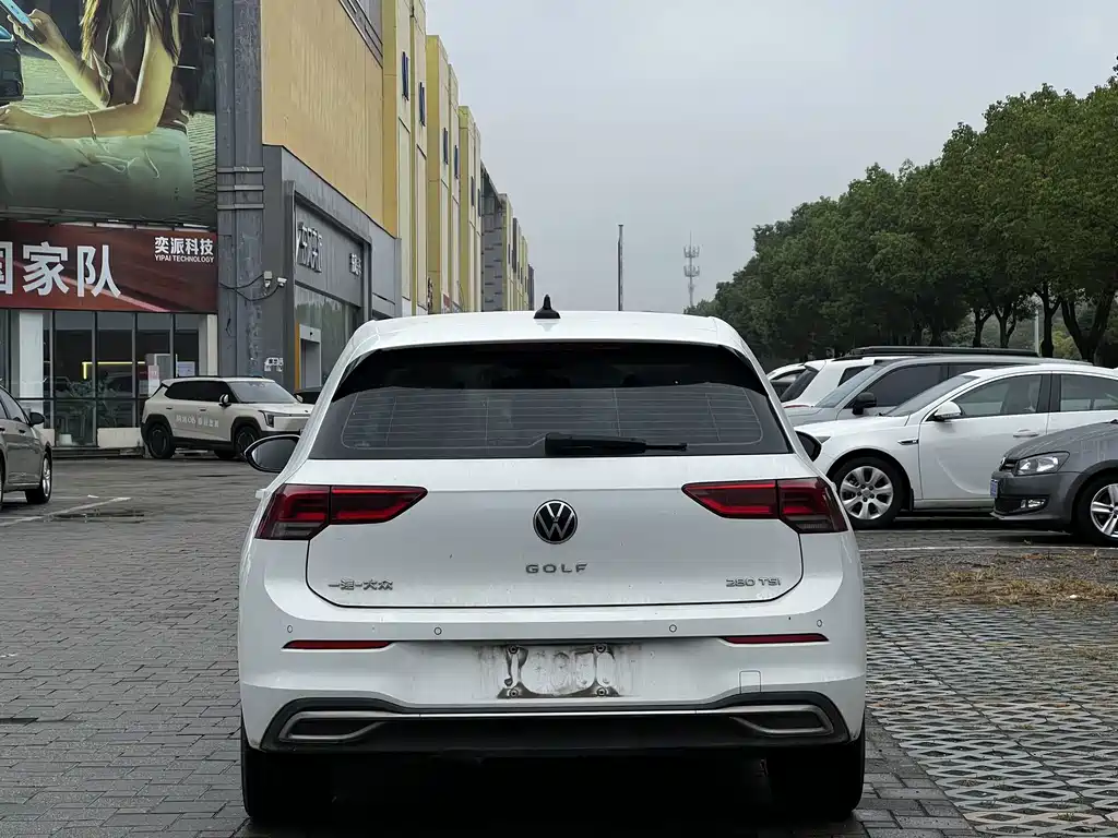 Volkswagen Golf — миниатюра 4