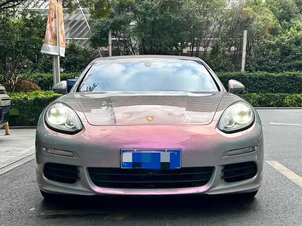 Porsche Panamera — миниатюра 2