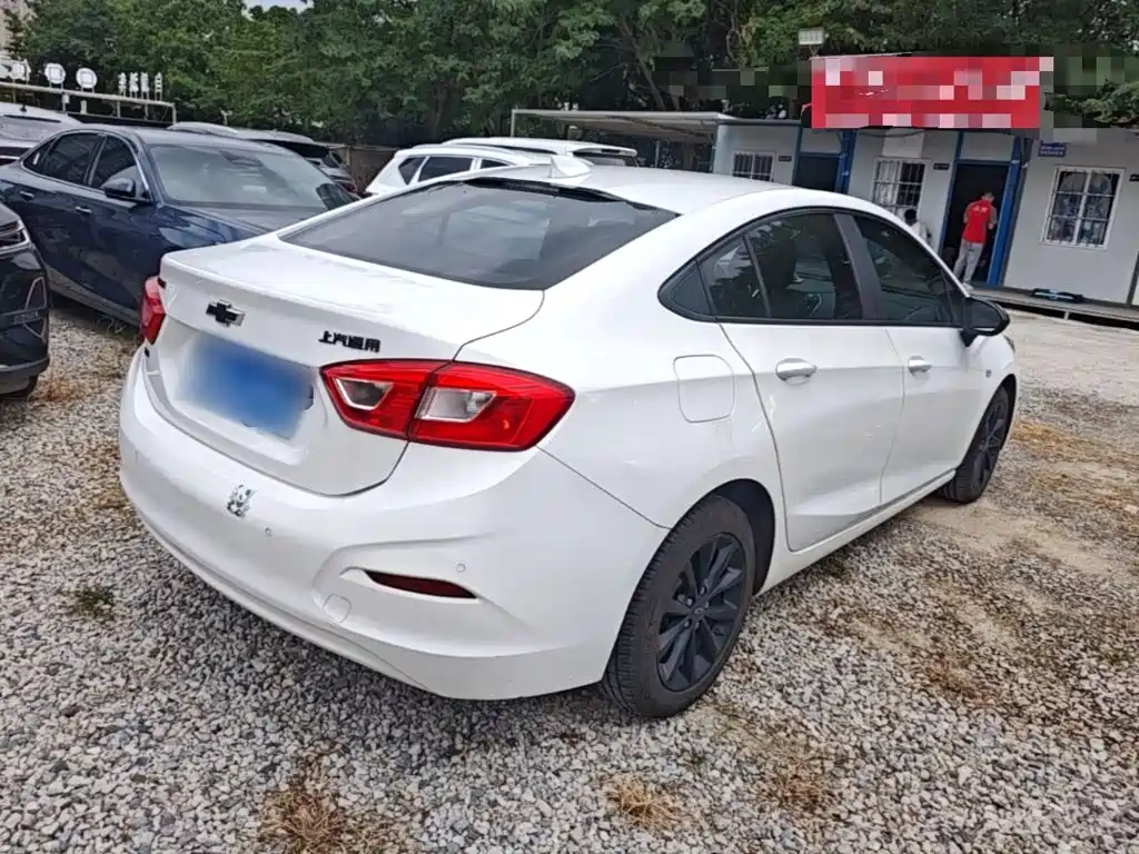 Chevrolet Cruze — миниатюра 7