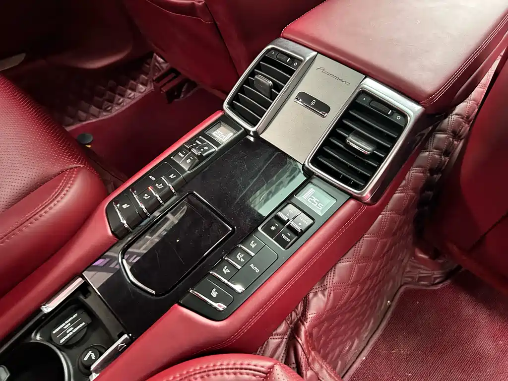 Porsche Panamera — миниатюра 19