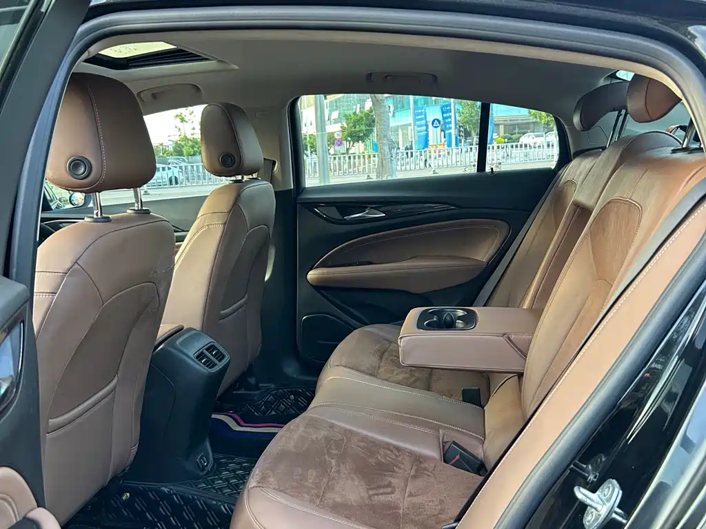 Buick Regal 2020 552T Luxury