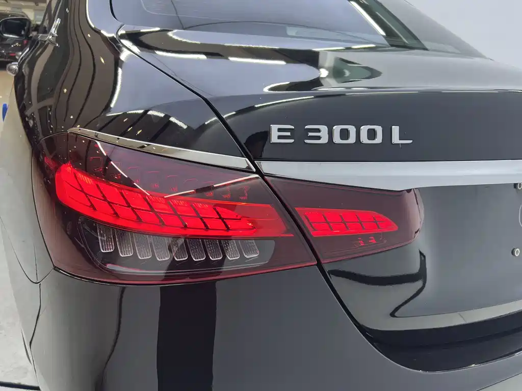 Mercedes-Benz E-Class E 2023 E 300 L Luxury