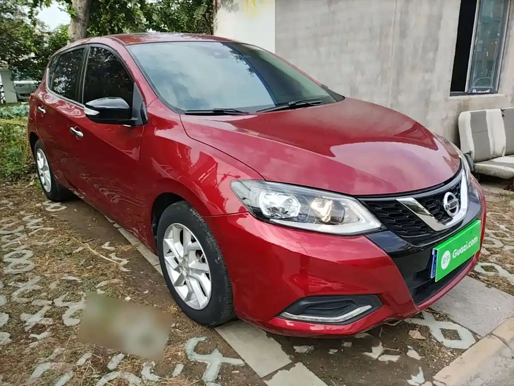 Nissan Tiida — миниатюра 4