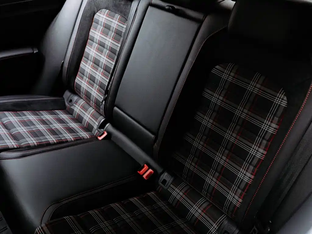 Volkswagen Golf GTI — миниатюра 9
