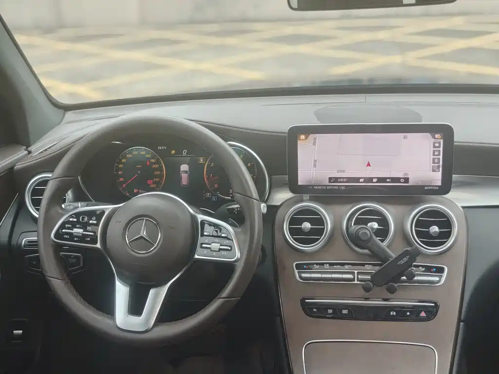 Mercedes-Benz GLC — миниатюра 7