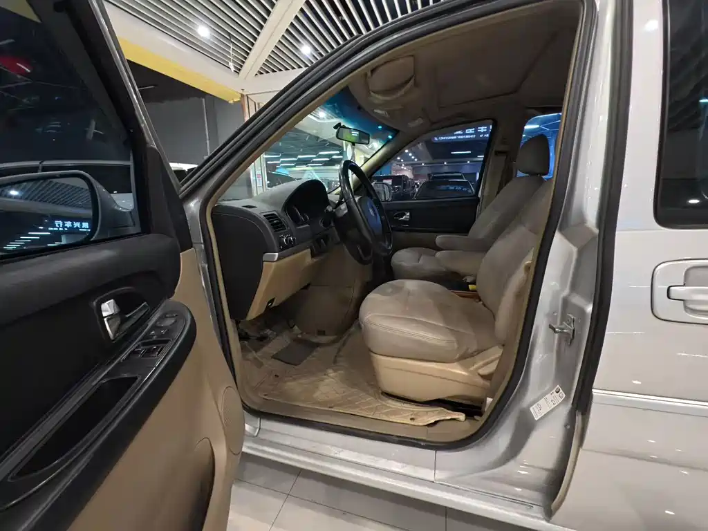 Buick GL8 — миниатюра 4