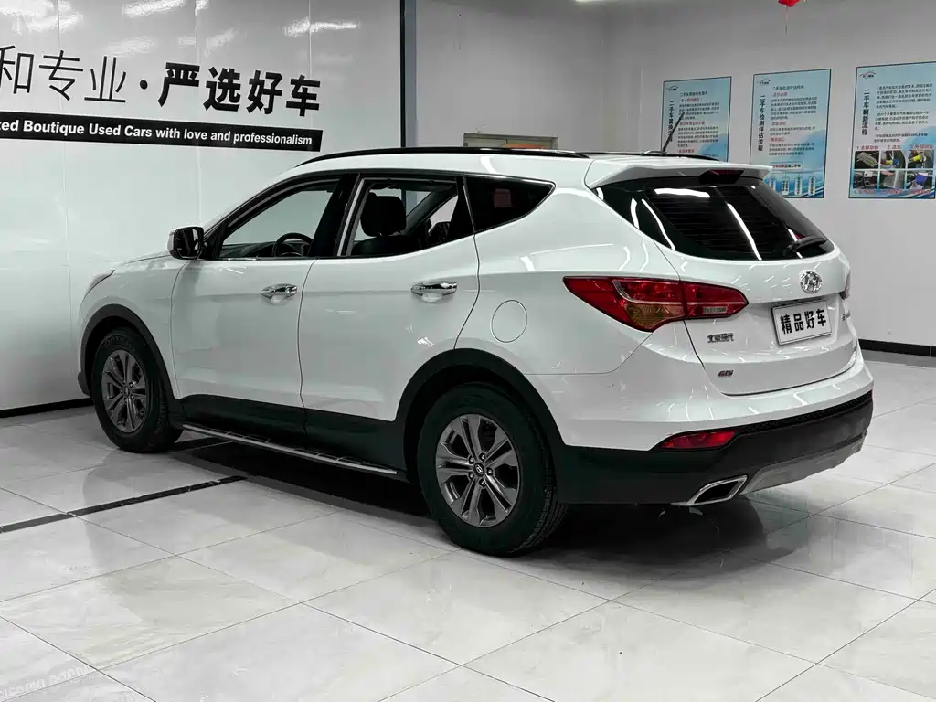 Hyundai Santa Fe — миниатюра 4