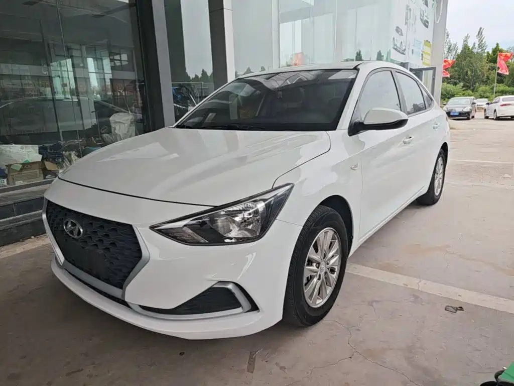 Hyundai Elantra — миниатюра 2