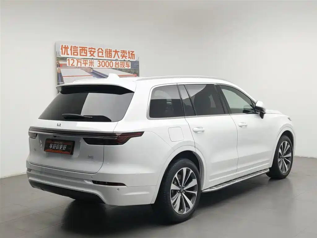 Li Auto ONE 2020 6 мест