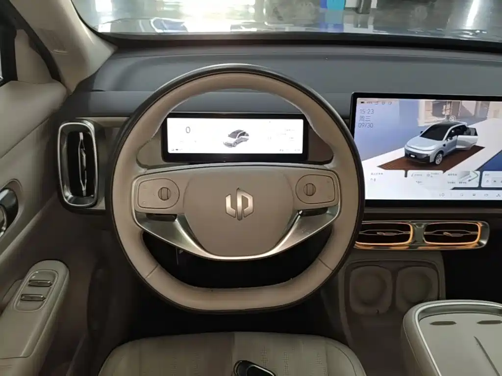 Leapmotor Leapmotor B10 — миниатюра 11