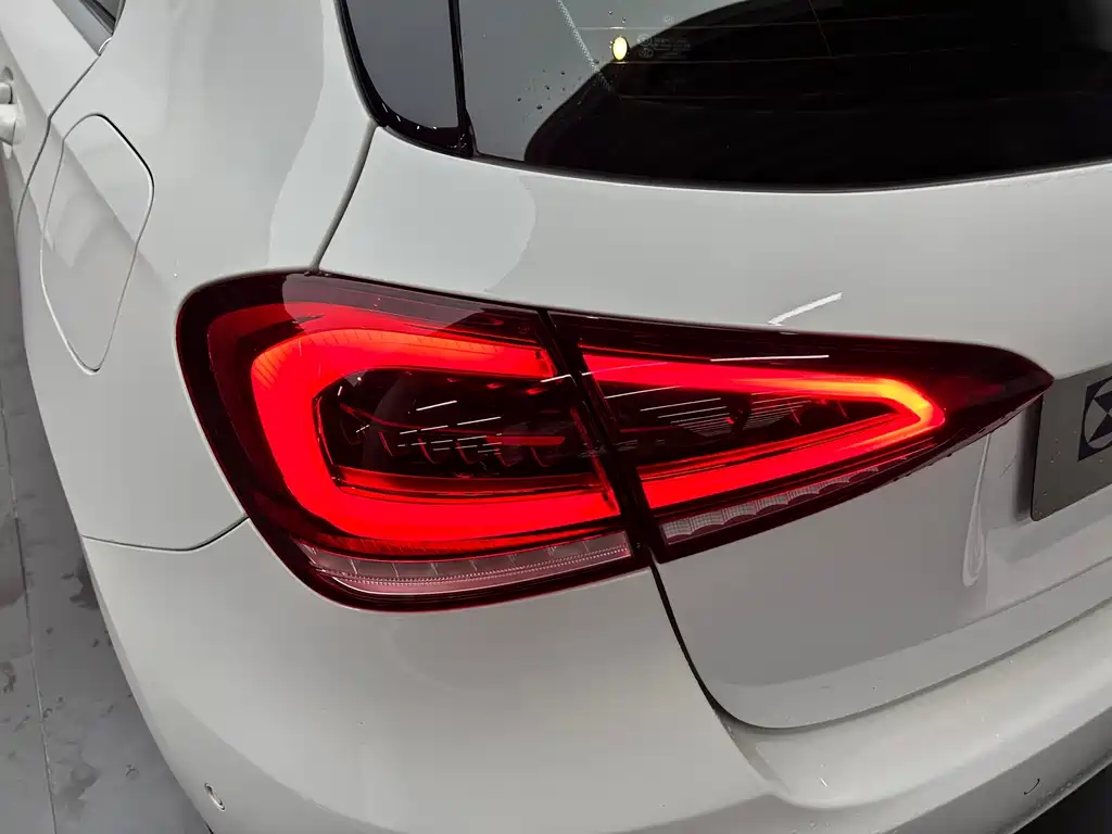 Mercedes-Benz A-Class (Import) — миниатюра 19