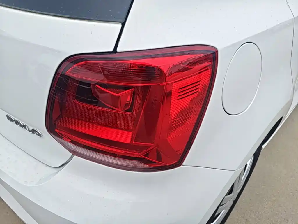 Volkswagen Polo — миниатюра 8