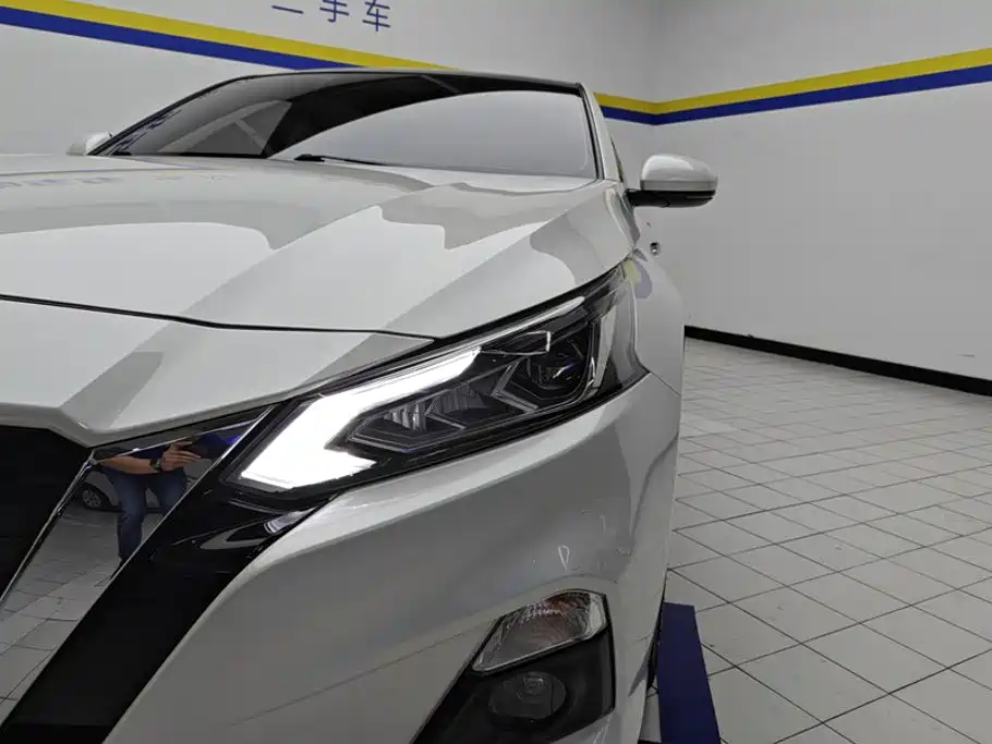Nissan Teana — миниатюра 5