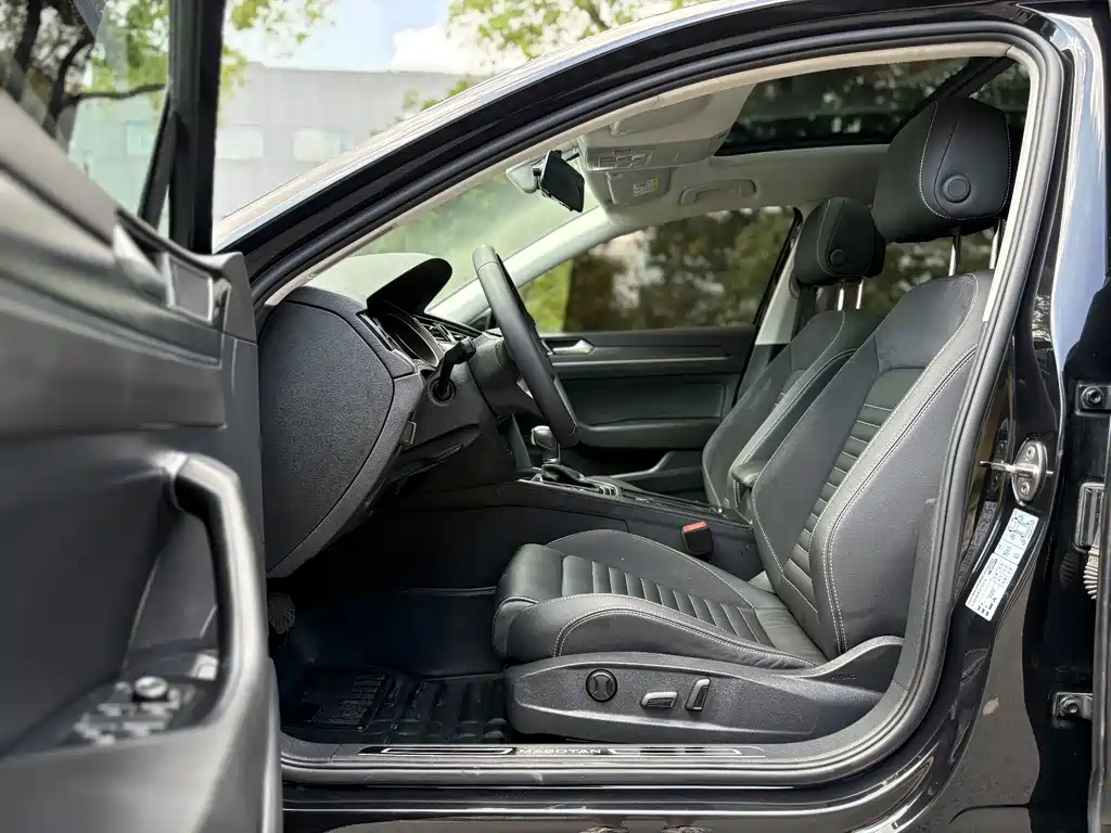 Volkswagen Magotan — миниатюра 4