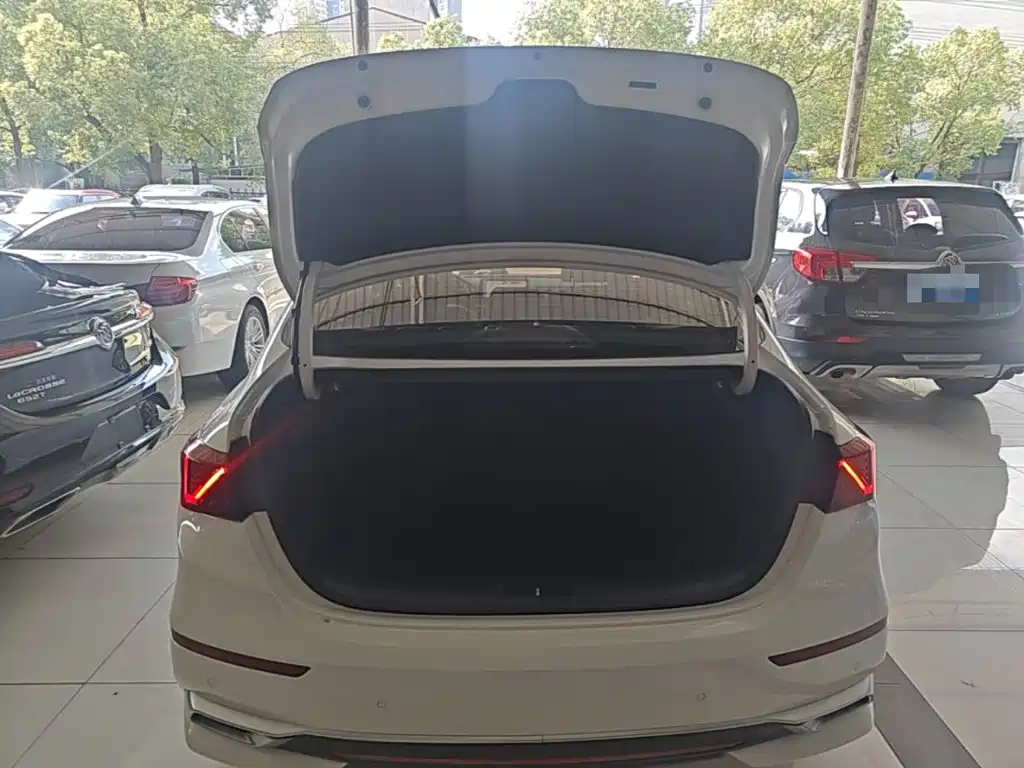 Kia K3 — миниатюра 19