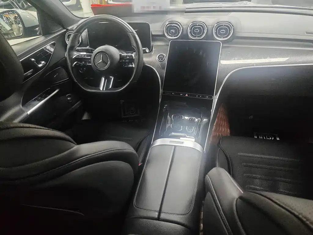 Mercedes-Benz C-Class — миниатюра 4