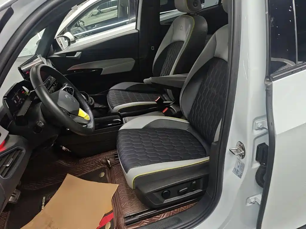 Volkswagen ID.3 — миниатюра 15
