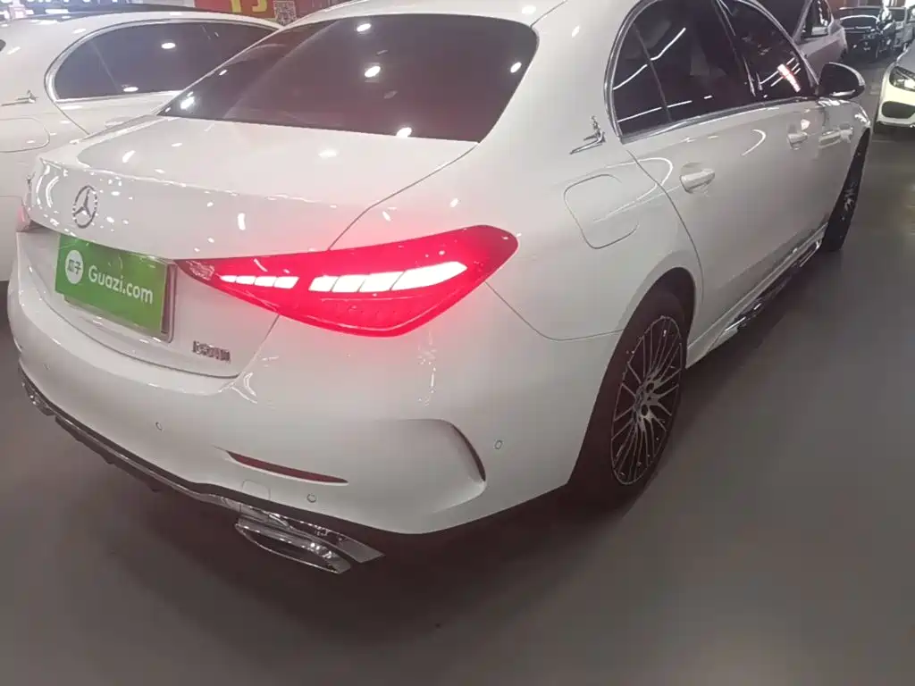 Mercedes-Benz C-Class — миниатюра 7