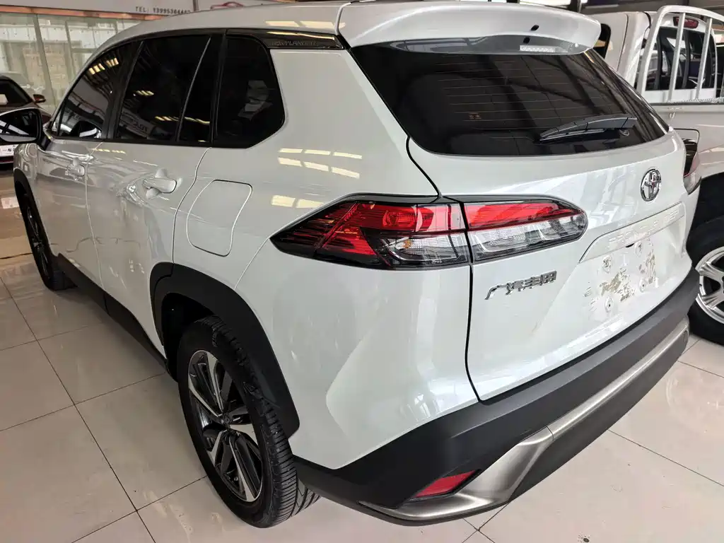 Toyota Frontlander — миниатюра 6
