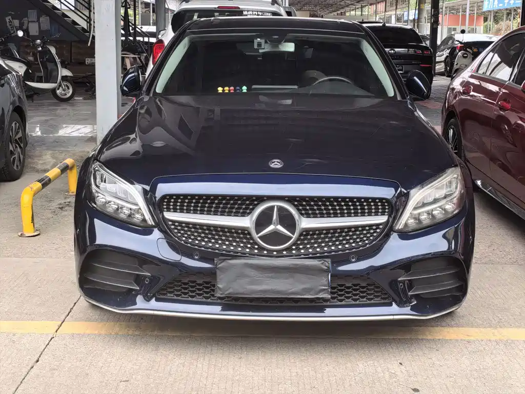 Mercedes-Benz C-Class — миниатюра 2