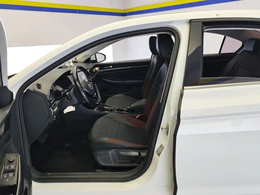 Volkswagen Bora — миниатюра 9