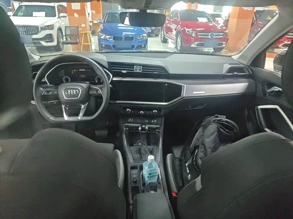 Audi Q3 — миниатюра 10