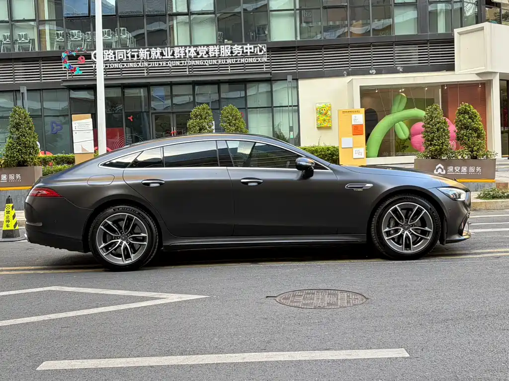 MERCEDES-BENZ AMG GT