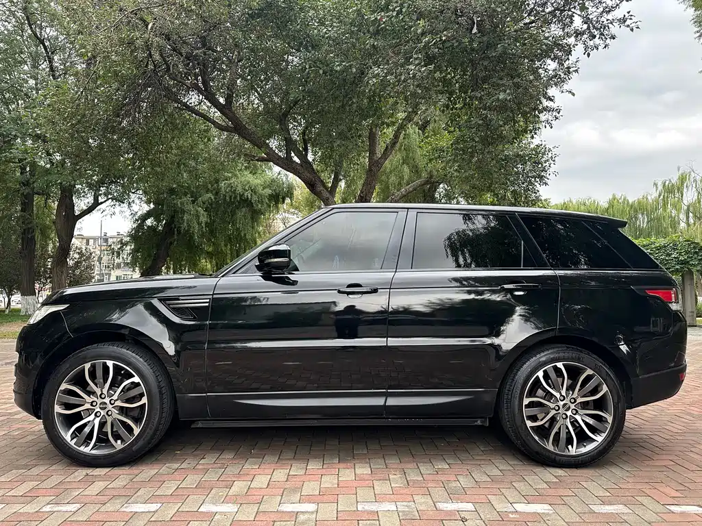 Land Rover Sport — миниатюра 8