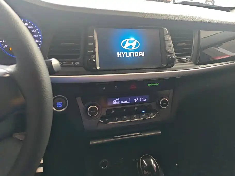 Hyundai Mistra — миниатюра 13