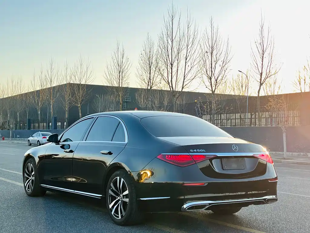 MERCEDES-BENZ S CLASS