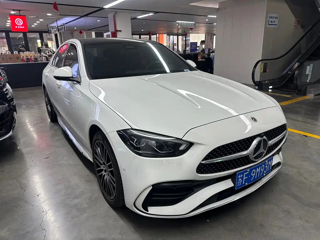 Mercedes-Benz C-Class — миниатюра 3