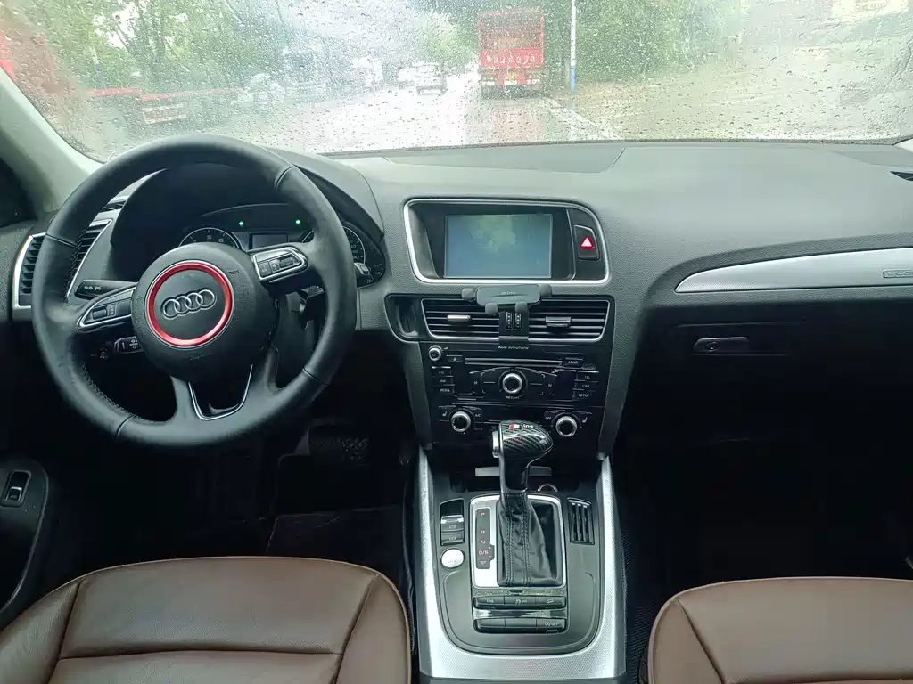 Audi Q5 — миниатюра 5