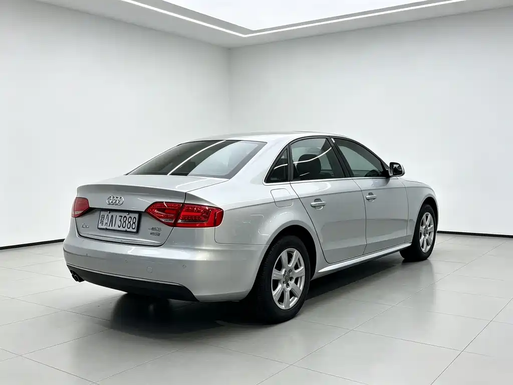 Audi A4L — миниатюра 8