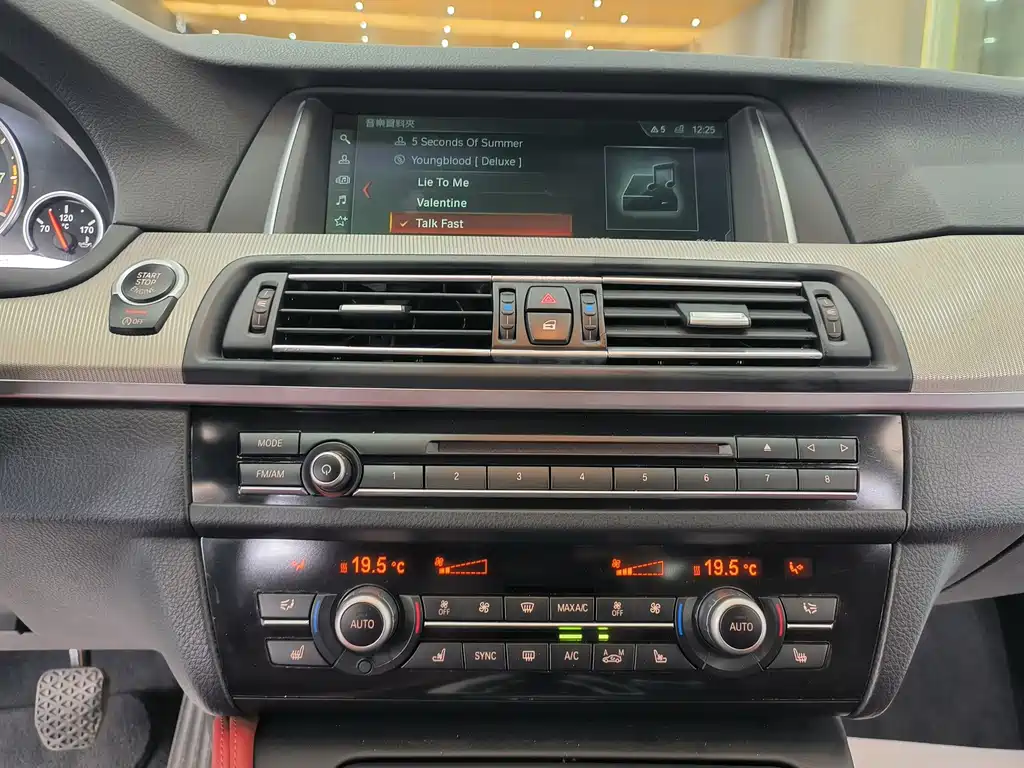 BMW M5 — миниатюра 12