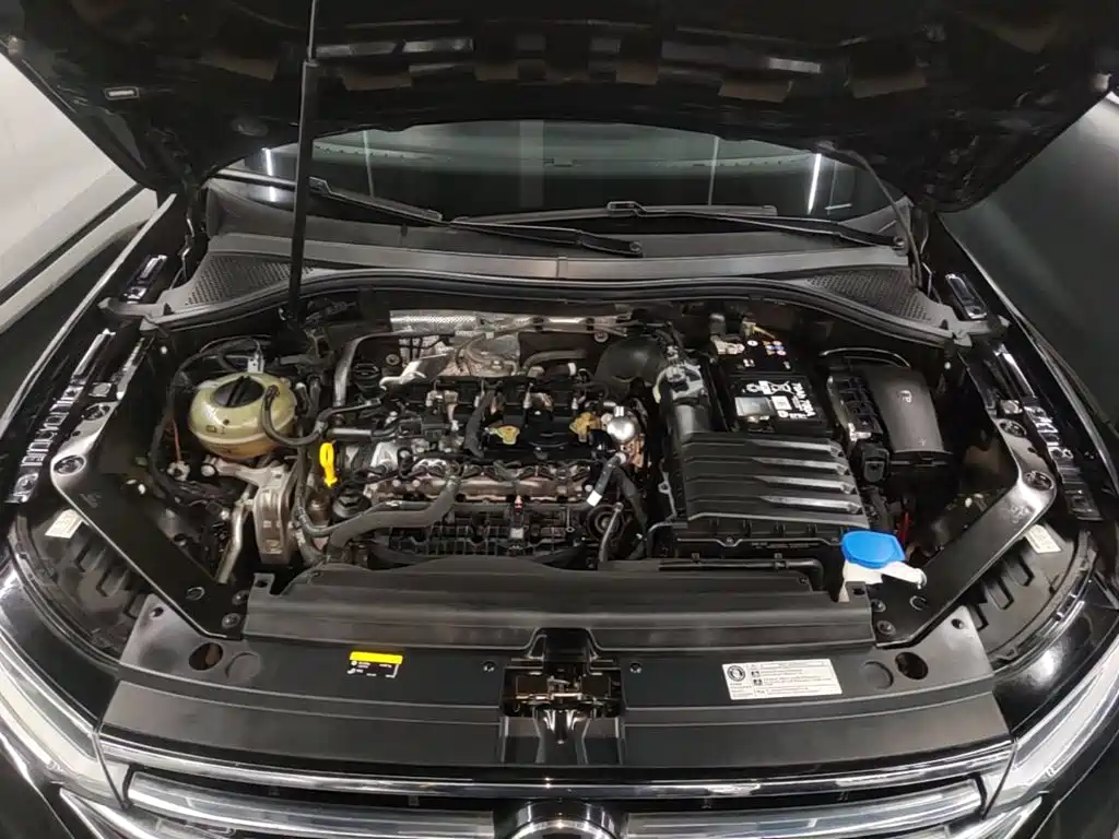 Volkswagen Tiguan L — миниатюра 20