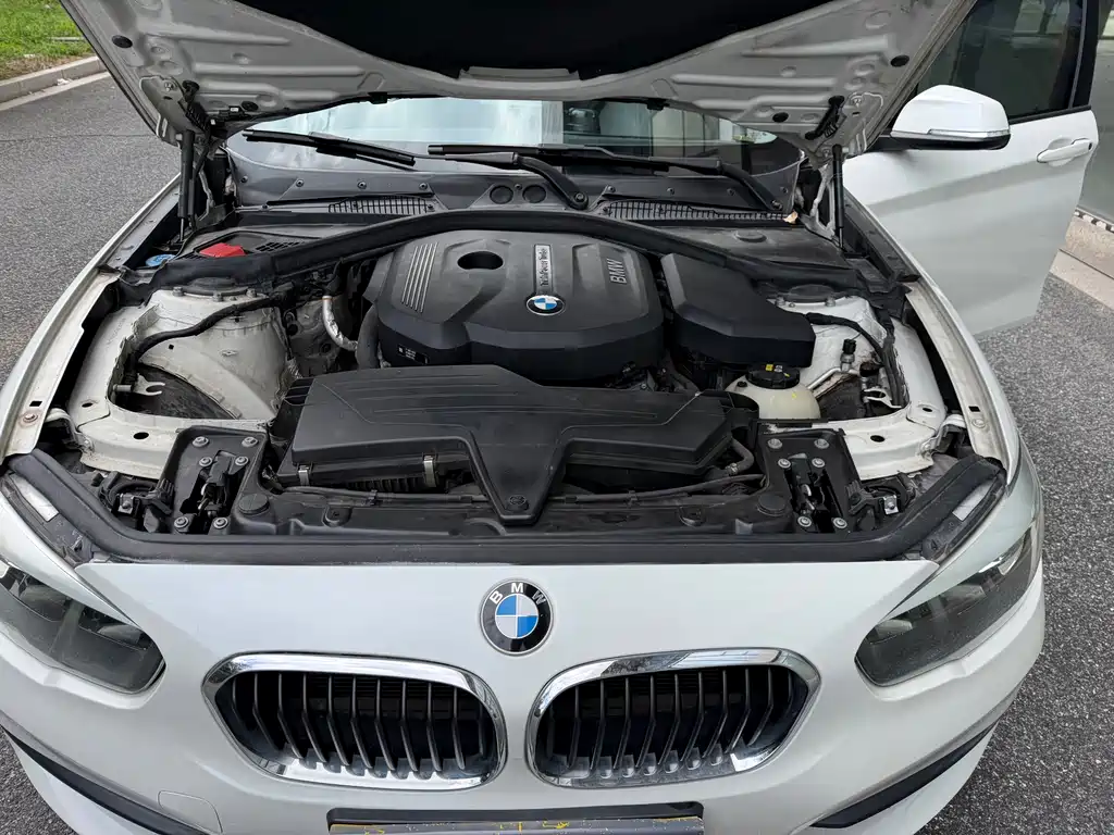 BMW 1 Series (Import) — миниатюра 14