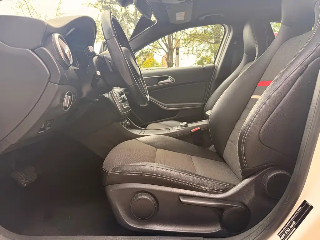Mercedes-Benz A-Class (Import) — миниатюра 13