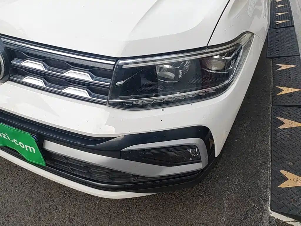 Volkswagen T-Cross — миниатюра 24