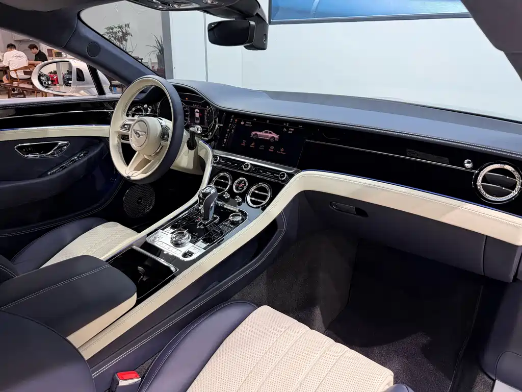 Bentley Continental — миниатюра 11